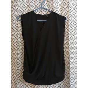 Sleeveless blouse